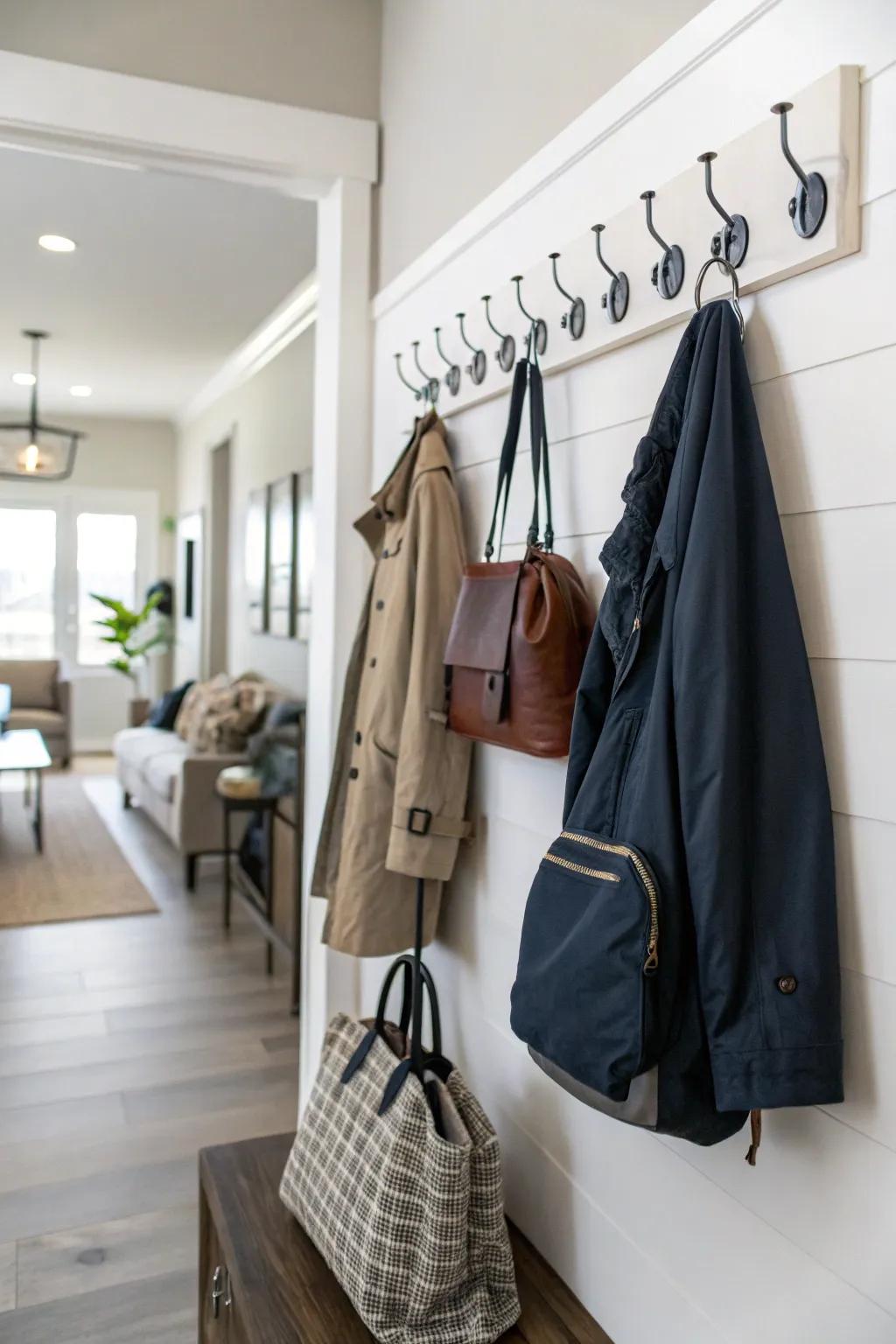 Staggered hangers help keep your essentials orderly and accessible.