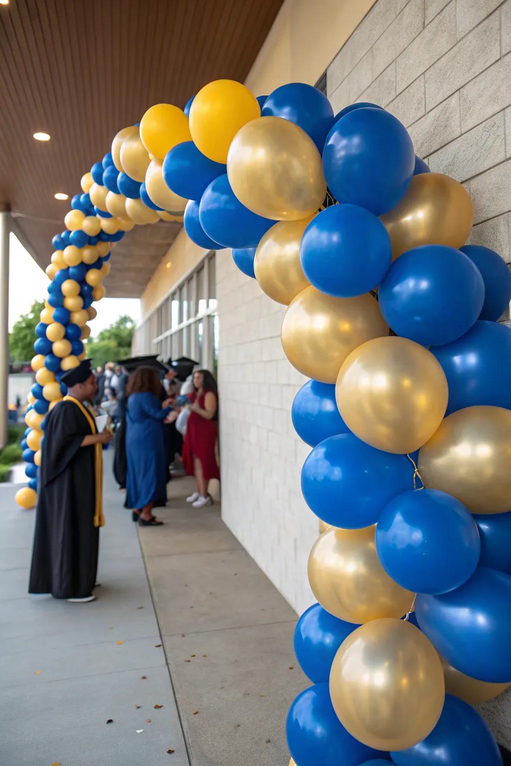 Radiant balloon garlands breathe vitality into your gathering.