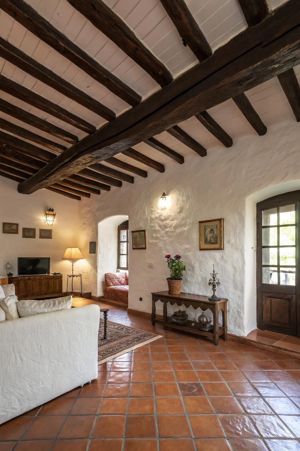Visible timber support structures bring a down-to-earth charm to this Iberian-inspired family area.