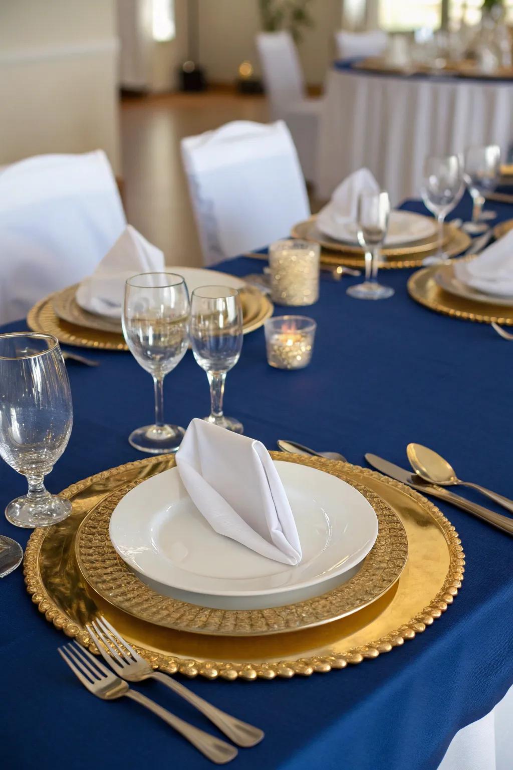 An extravagant table display featuring royal blue and gilded elements.