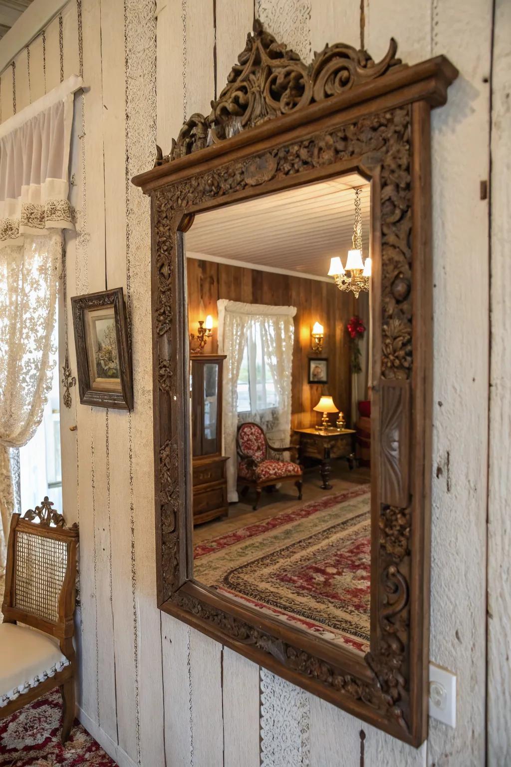 A timeless mirror enhances the sophistication of this retro-inspired space.