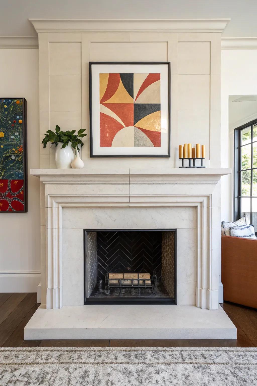 Simple style with a simple fireplace design.