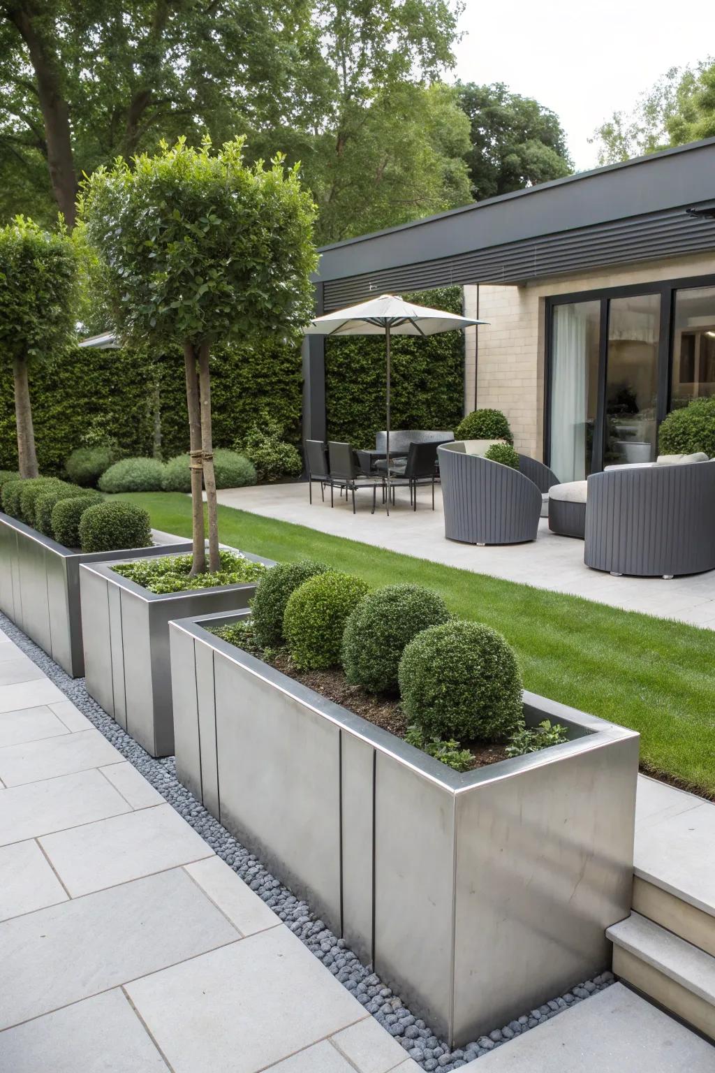Metal edging provides smooth refinement for modern gardens.