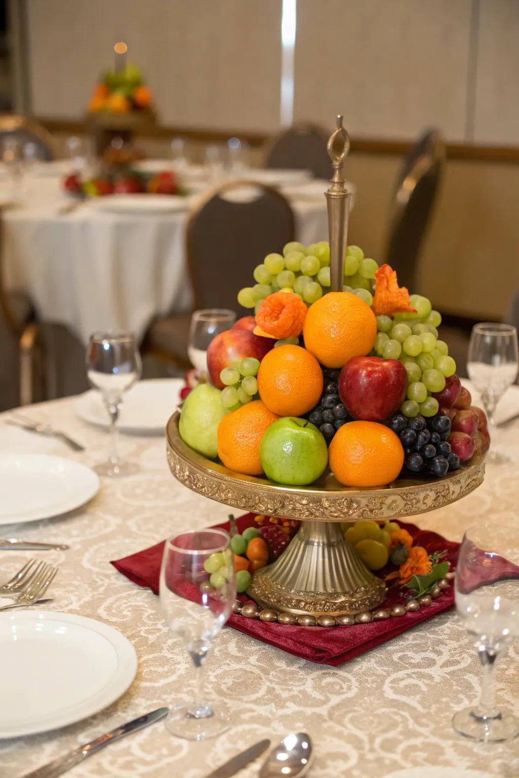 Fruit centerpieces introduce hue and vibrancy.