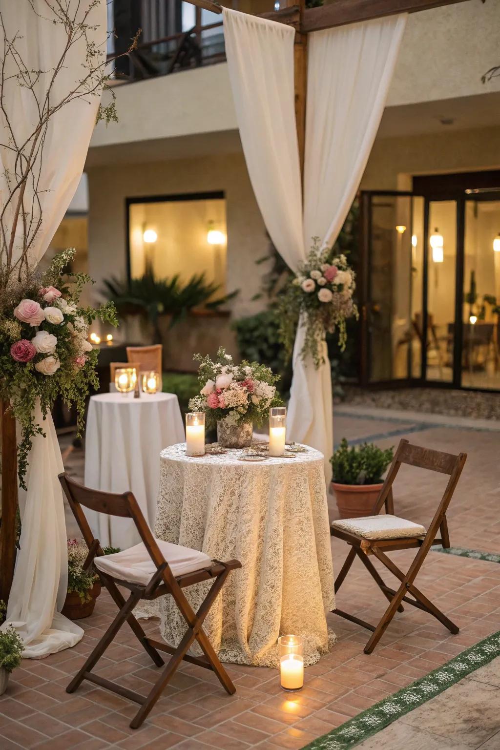 Appealing inviting nooks for guests.