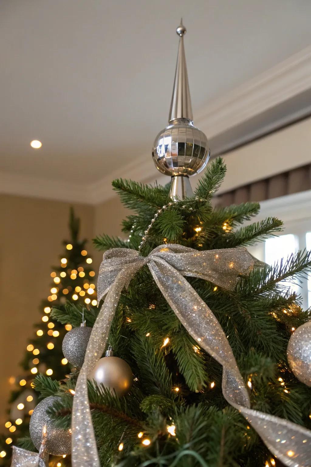 Metallic pinnacles inject modern glamour into the tree.