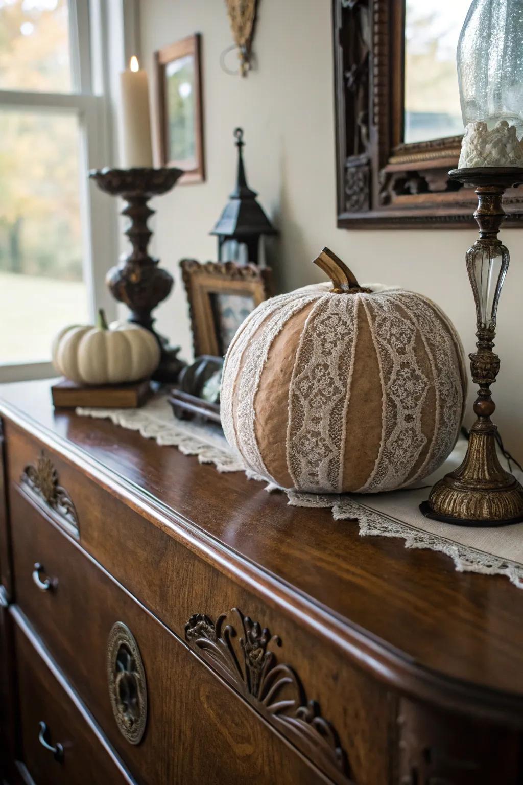 A pumpkin swathed in lace, emanating timeless refinement.