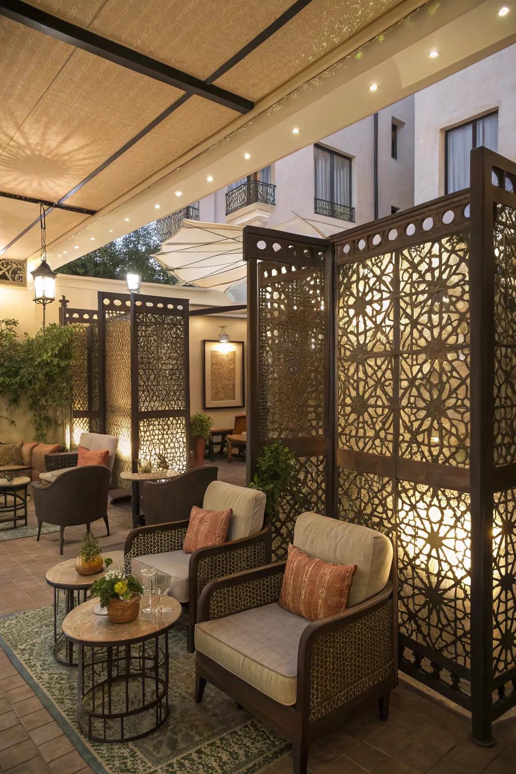 Privacy dividers enhance the intimacy of your indoor patio.