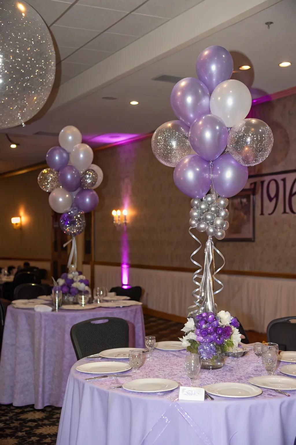 Inflatable focal points that contribute a vibrant and festive atmosphere to the tables.