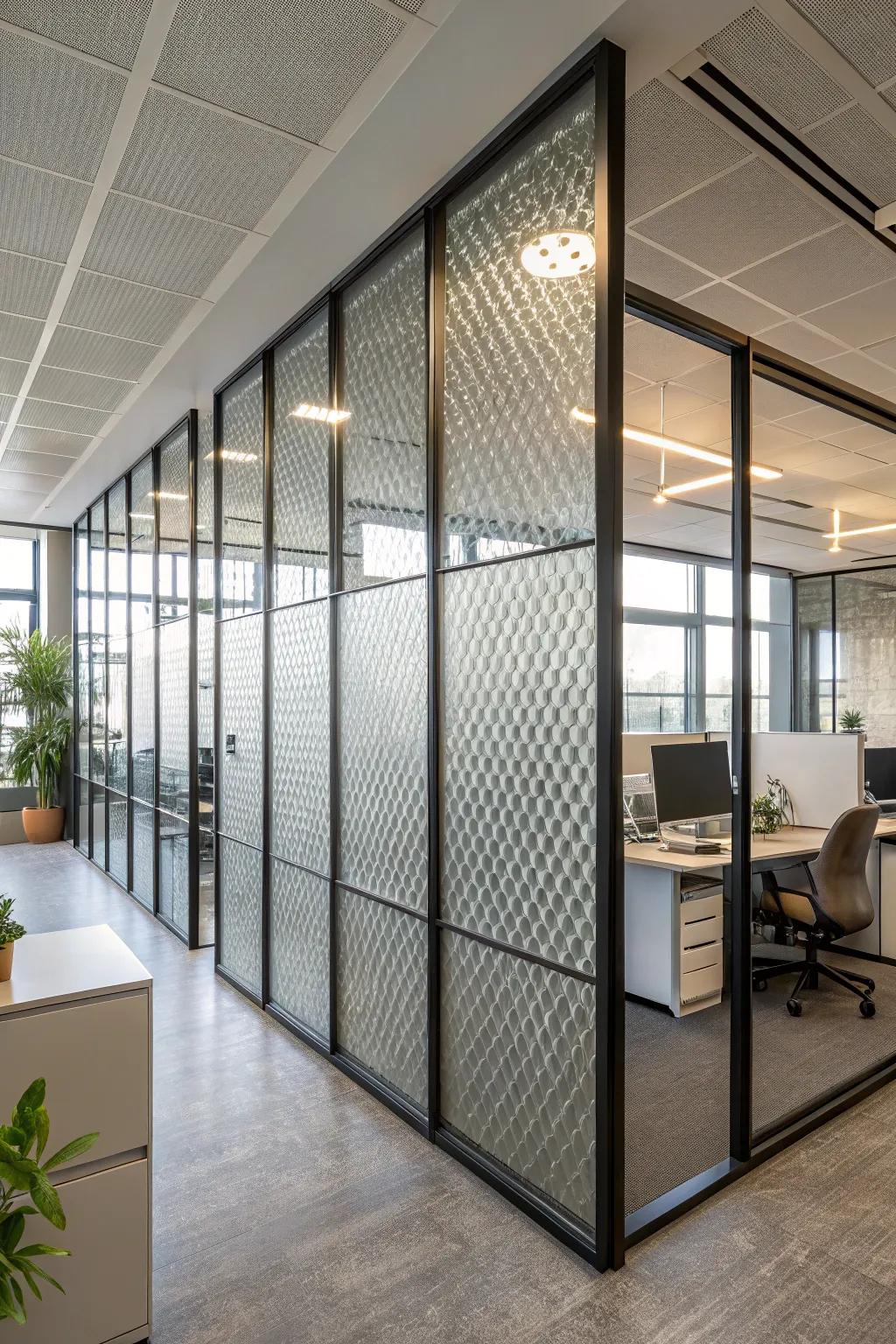 Intermixed materials furnish texture and dimension to office dividers.