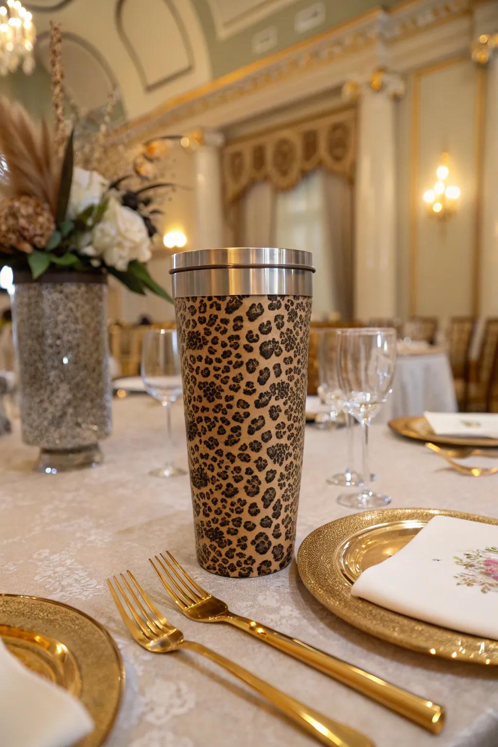 Wildcat motif conforms to extravagance through metallic accents for a glamorous attribute.