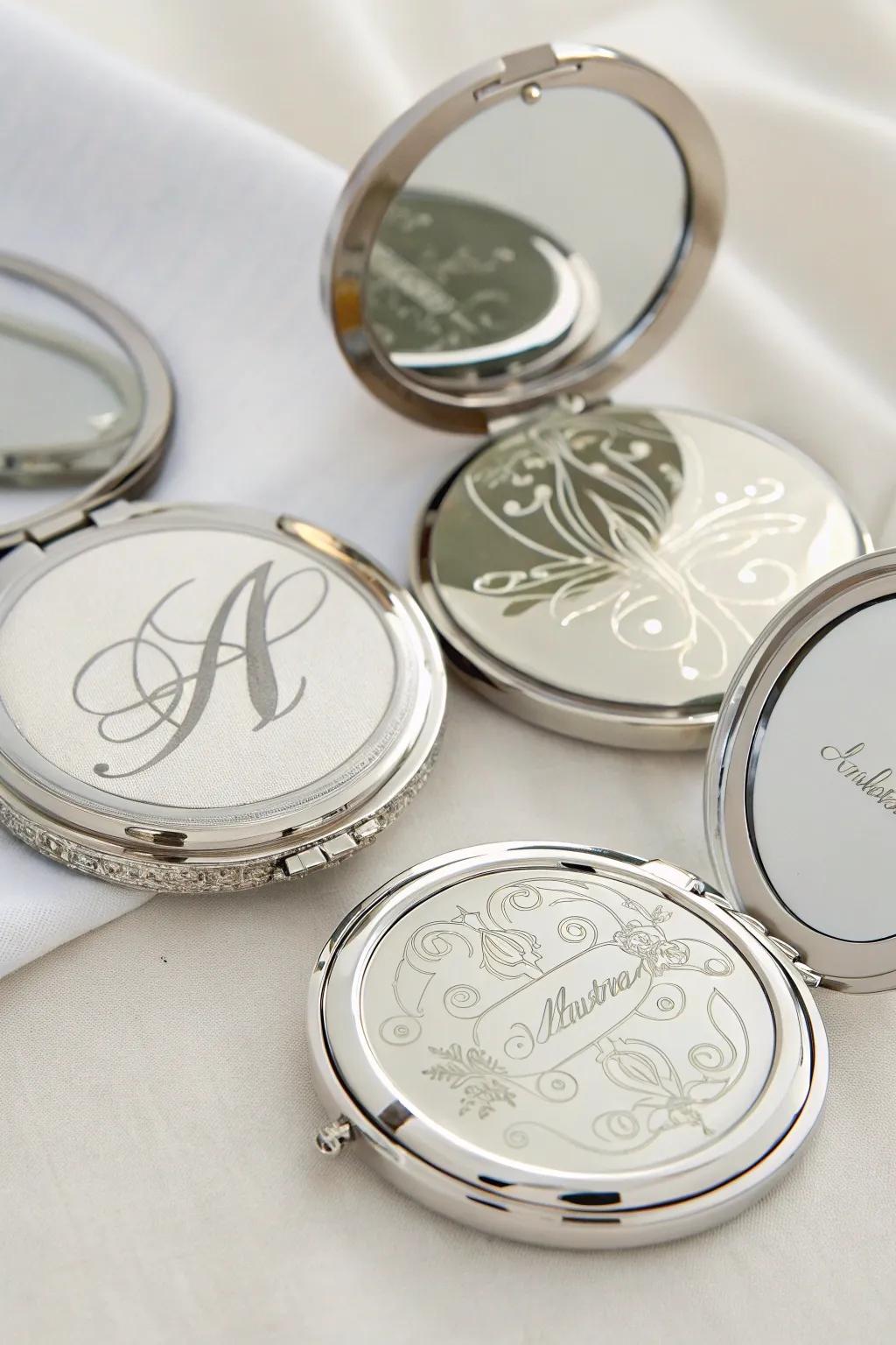 Individualized pocket mirrors, the polished, practical celebration gesture