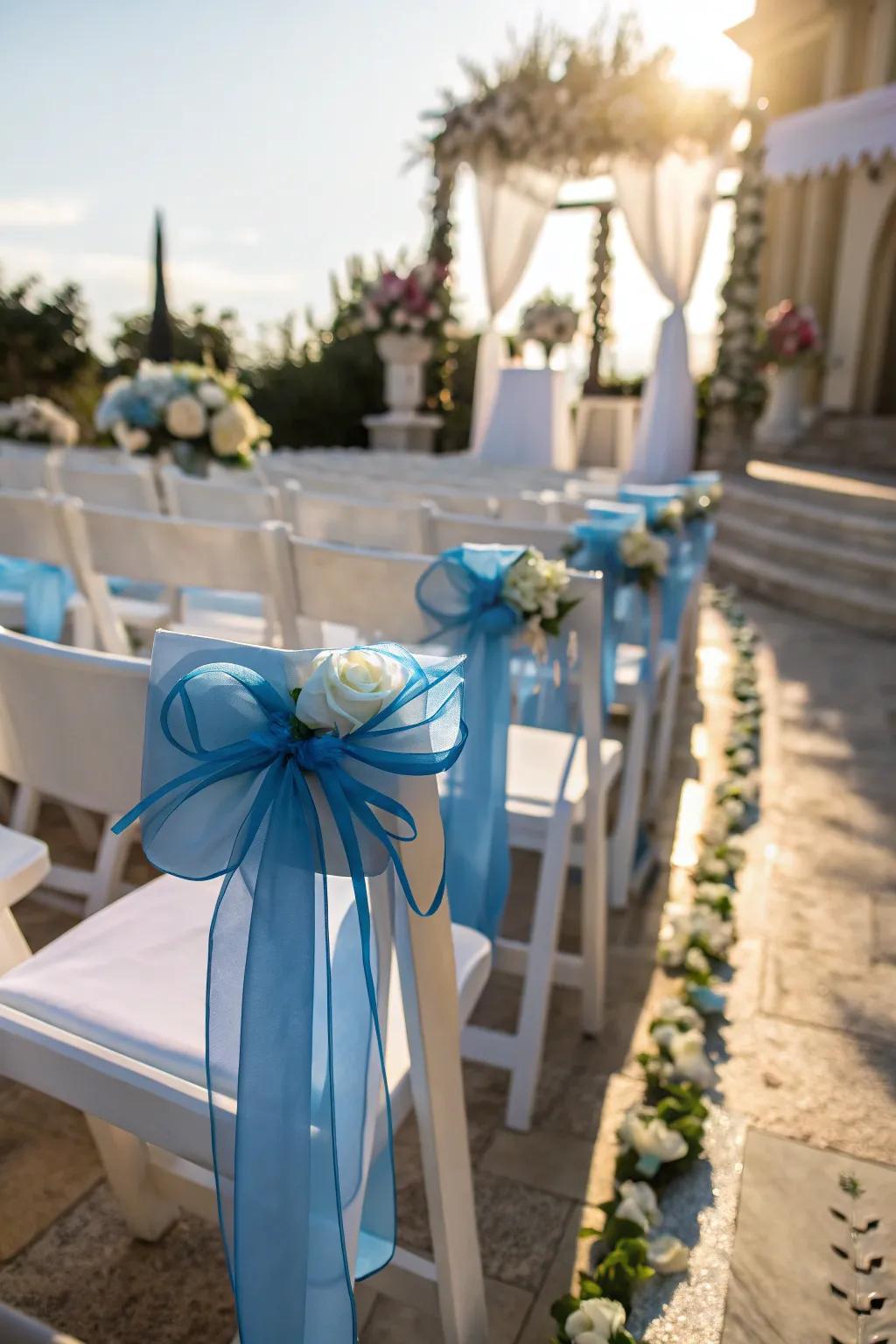 Azure band details contribute a charming nuance to the decor.