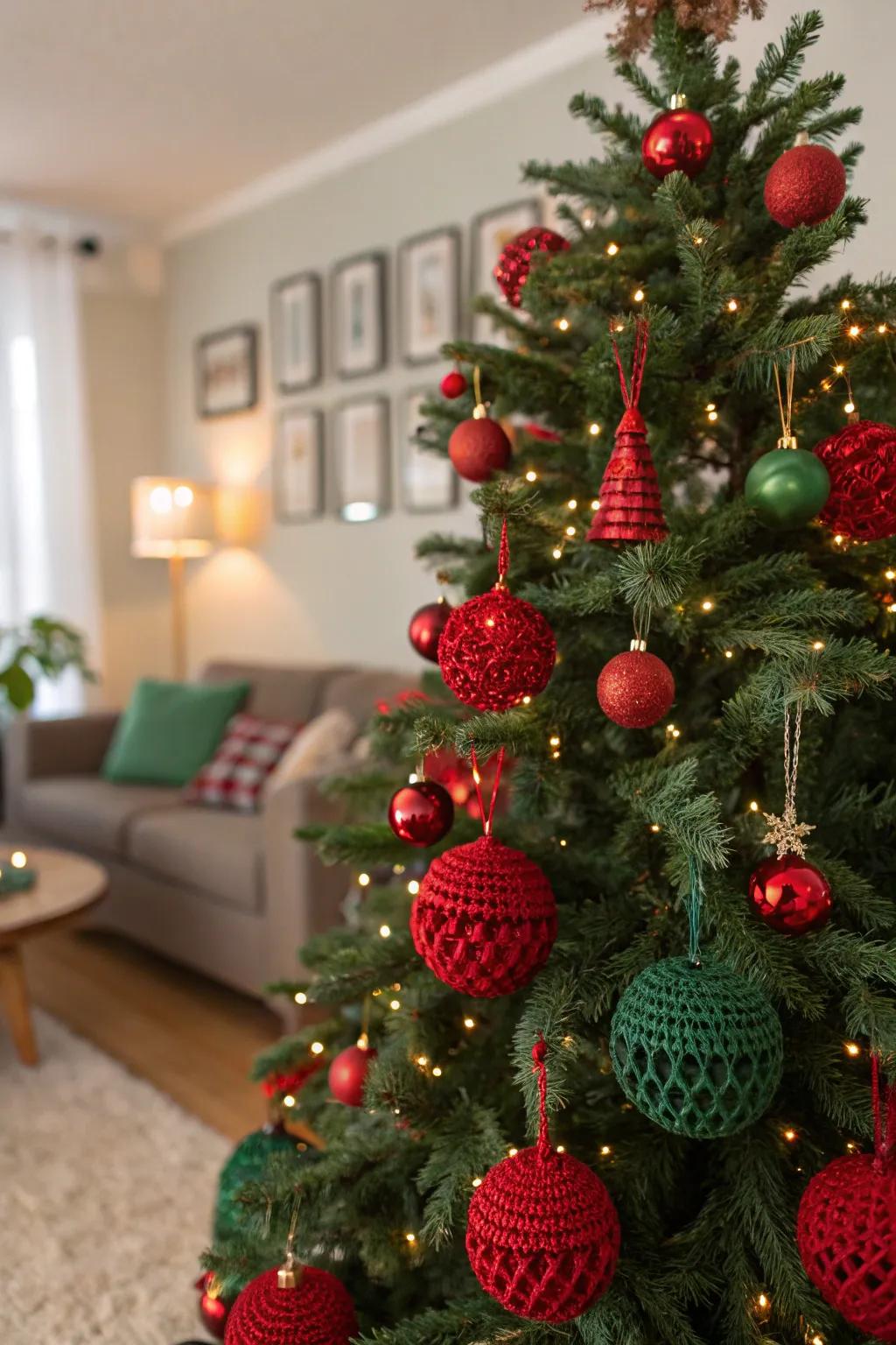 A personalized Christmas tree with handcrafted red and green decorations.