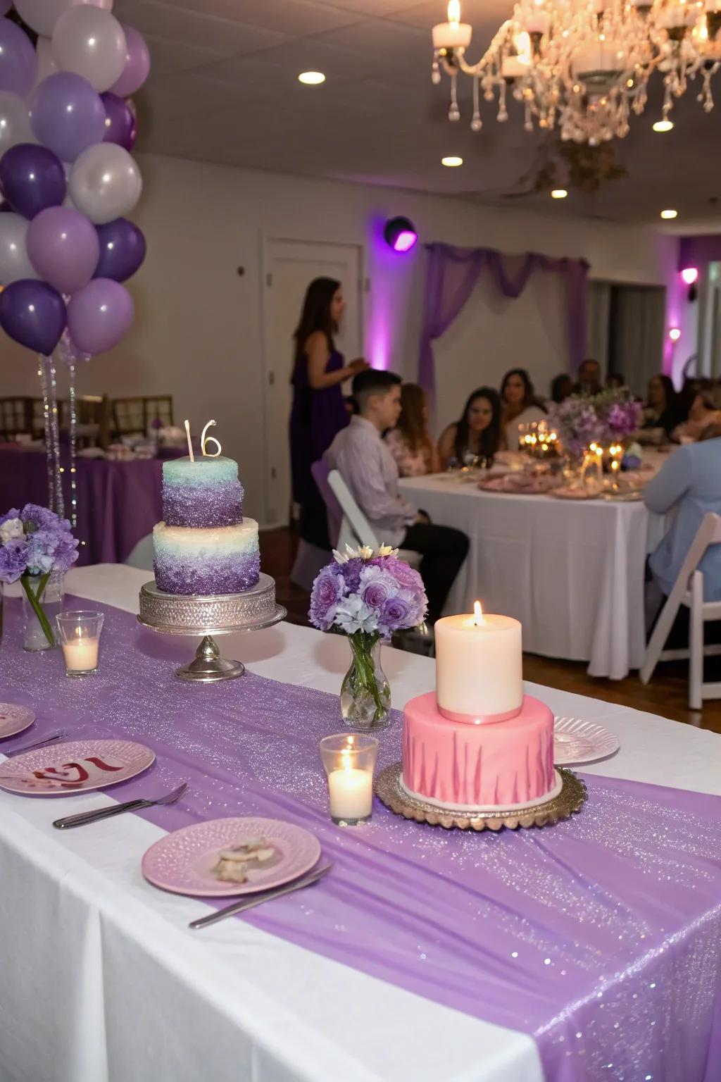 Graduated color cloths that contribute a stylish accent to the table décor.