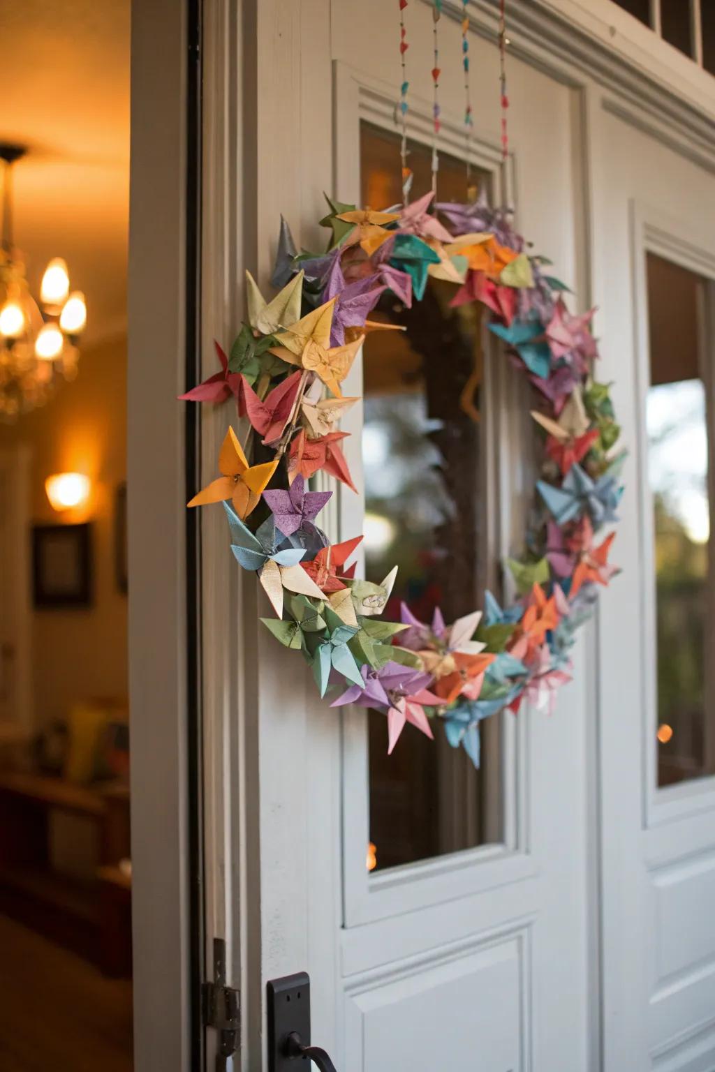 A distinctive garland that welcomes with sophistication.