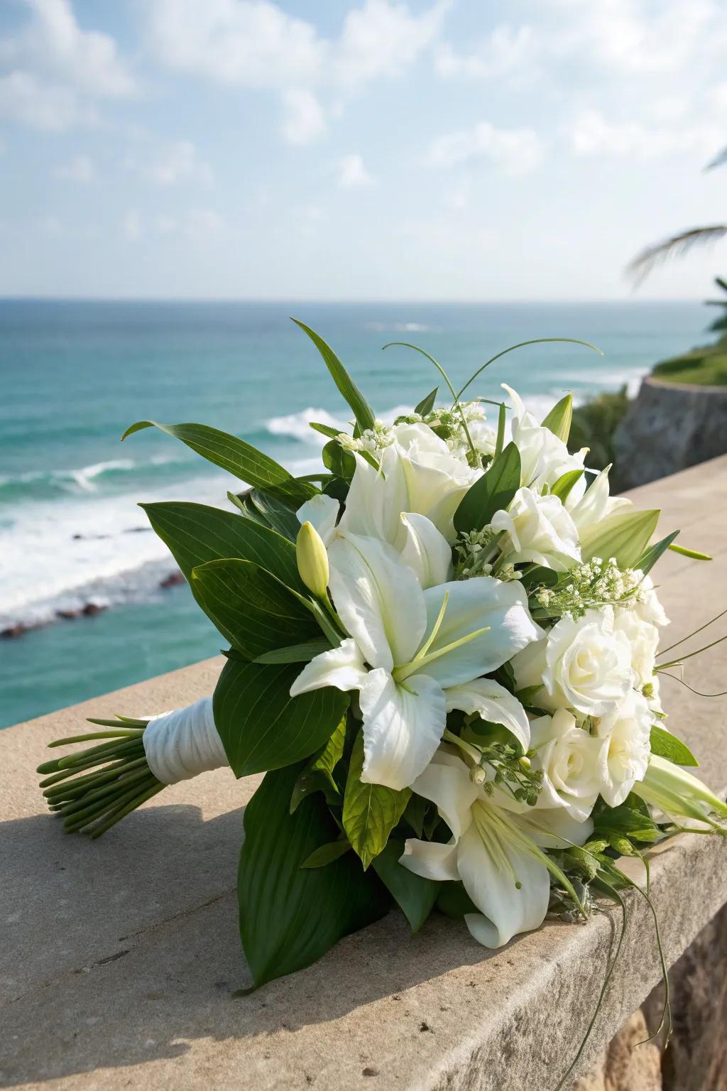 Timeless love, a bouquet that embodies classic elegance on the beach.