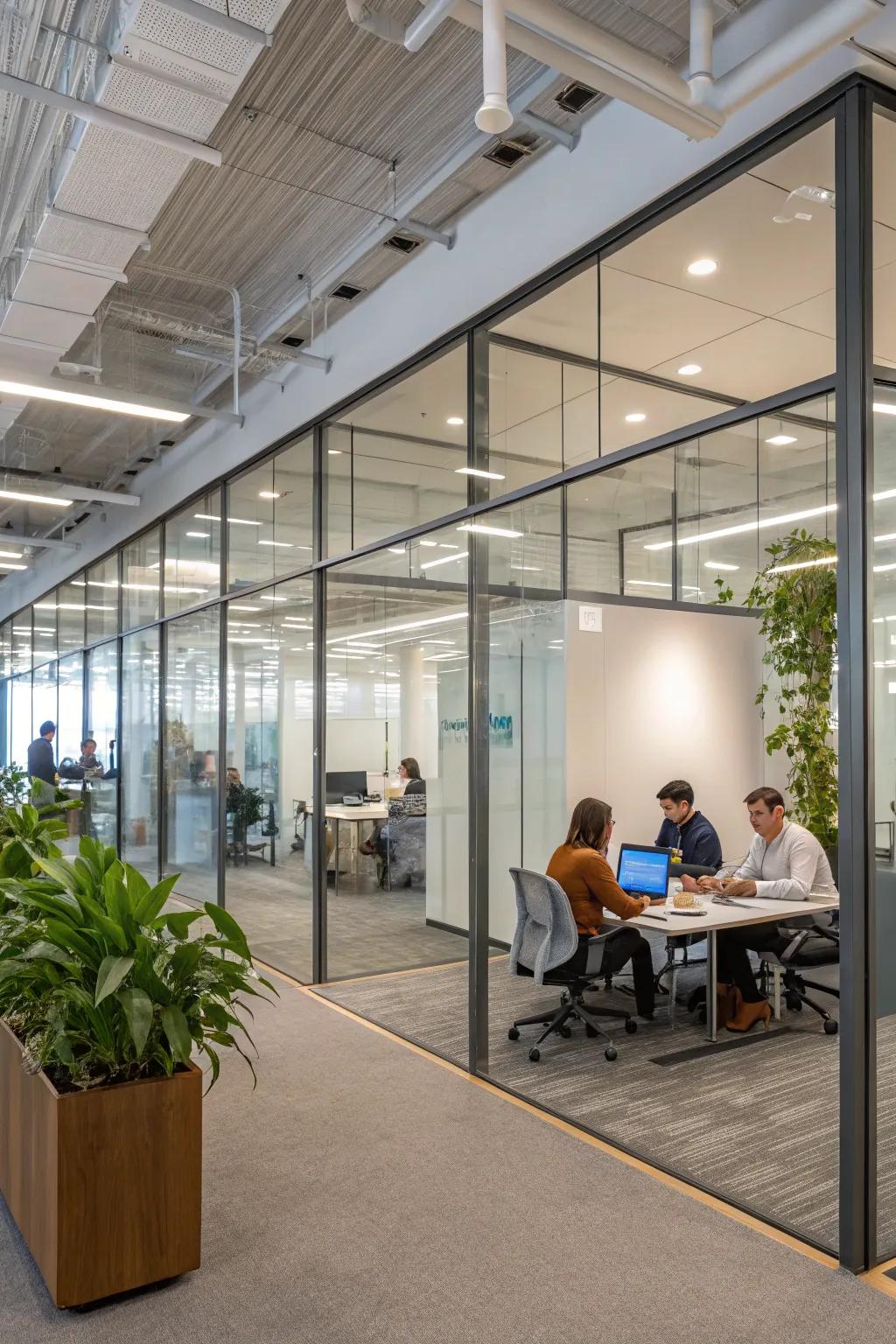Partial crystal walls furnish subtle division while allowing abundant light.