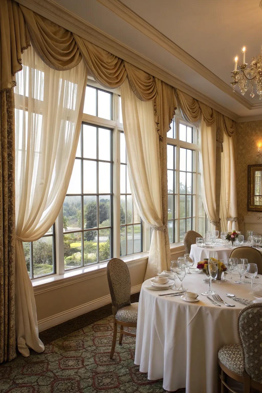 Dramatic effect with different lengths.