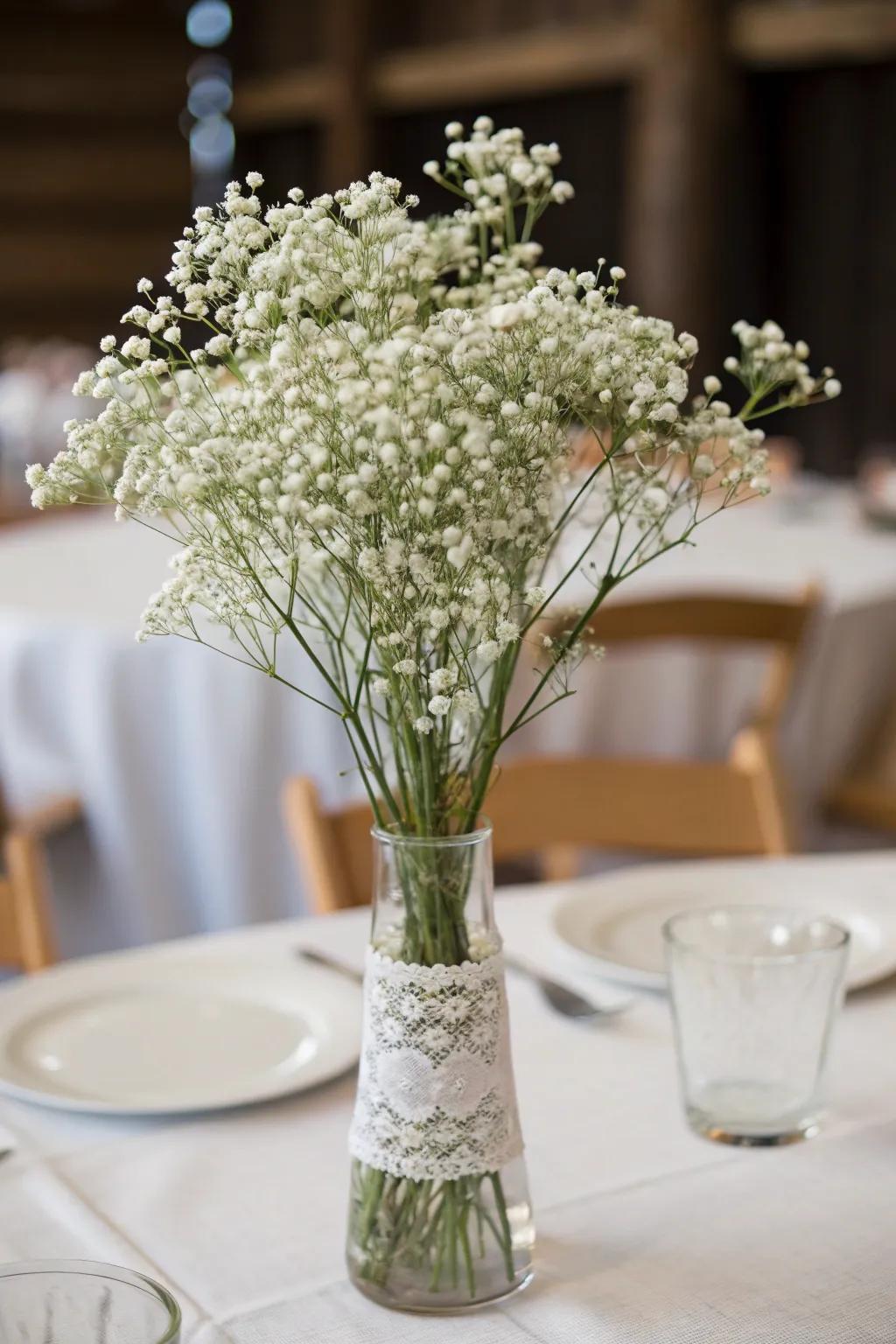 An ethereal centerpiece made of Angel's Breath, perfect for an affordable wedding.