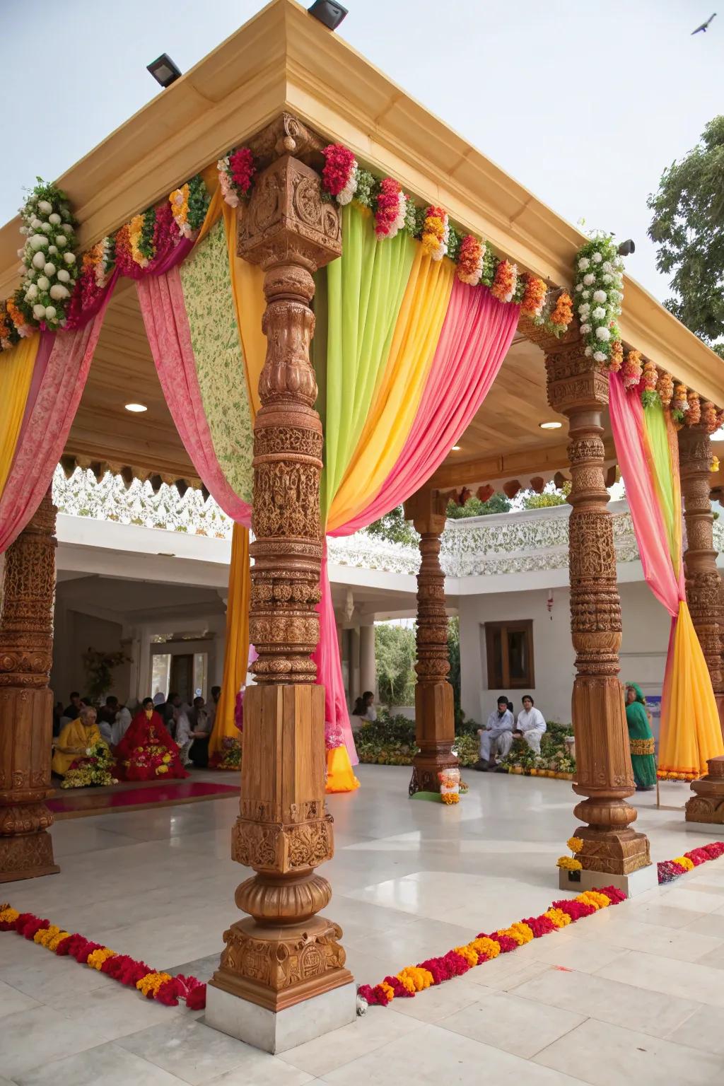Heritage supports lend cultural charm and sophistication to a marriage altar.
