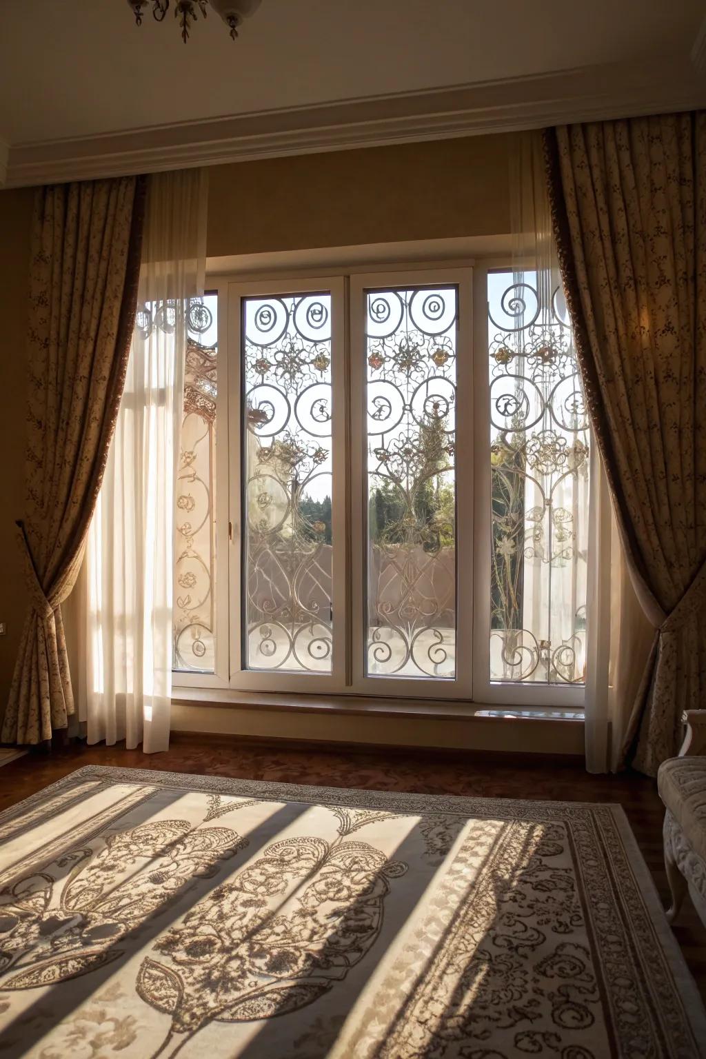 Complex designs ensure both style and seclusion.