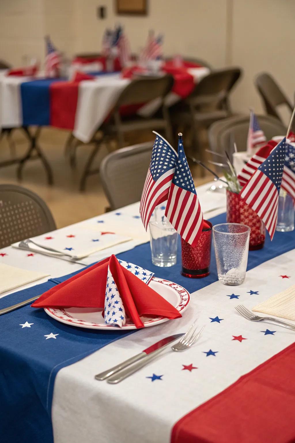 Patriotic table décor ensures an engaging meal.
