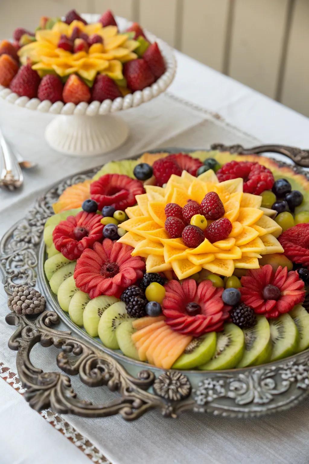 Blossom patterns with fruits generate a visually breathtaking centerpiece.
