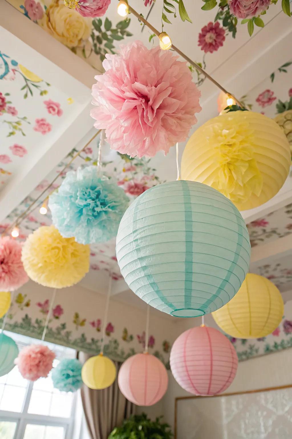 Dangling ornaments contribute an amusing aspect to your springtime décor.