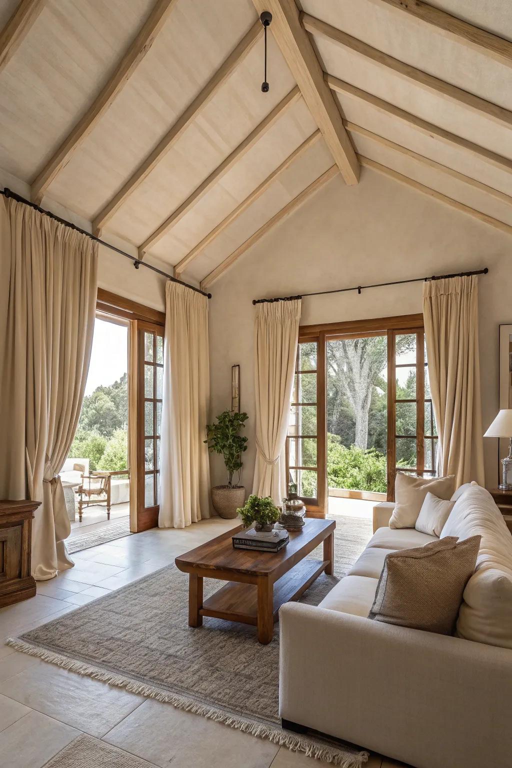 Neutral curtains for a stylish appearance