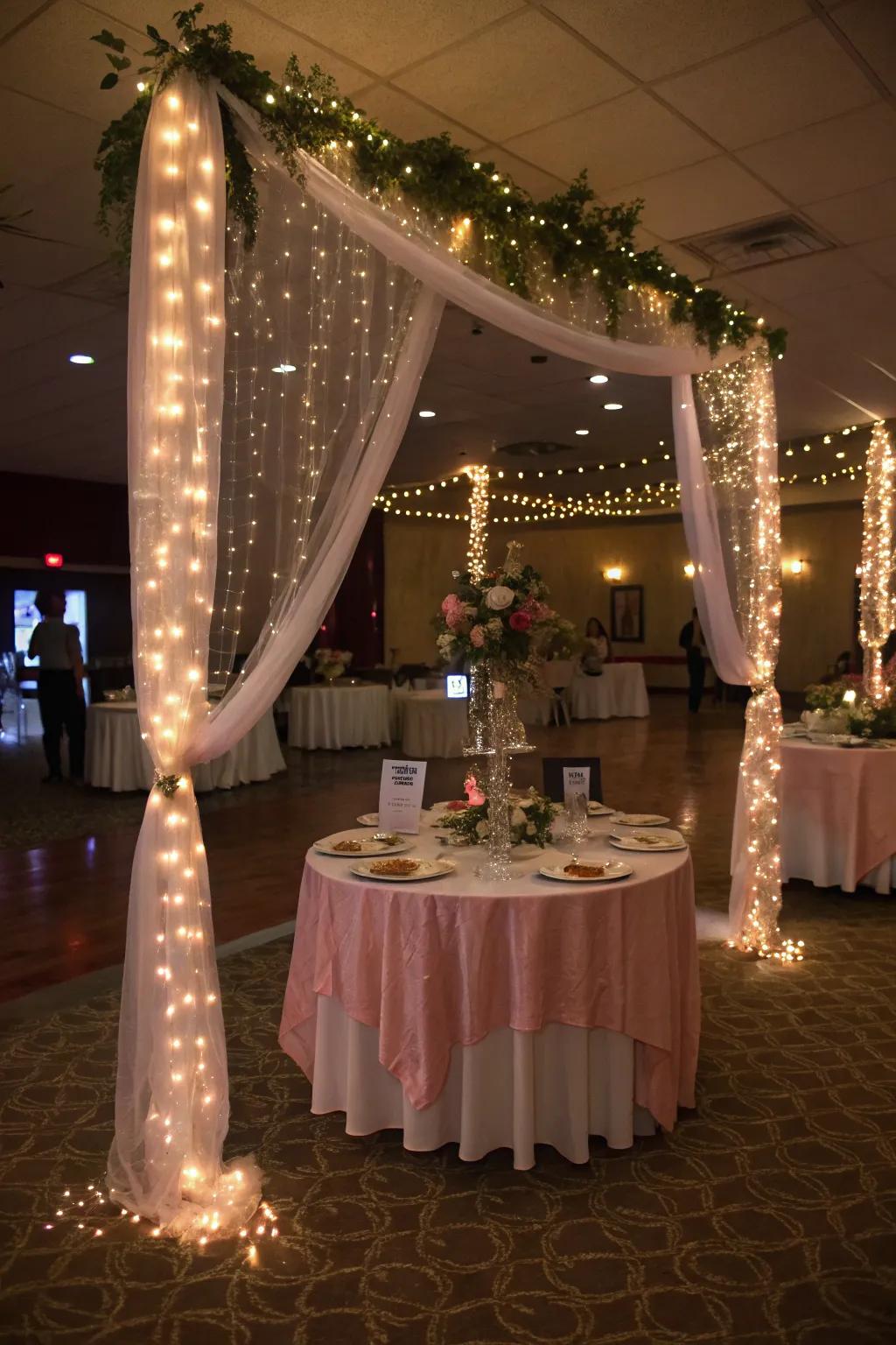 Strand beams impart allure and magic to your prom design.
