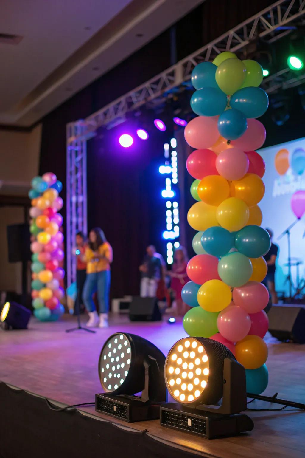Balloons with diode lights yielding a breathtaking visual impact on stage.