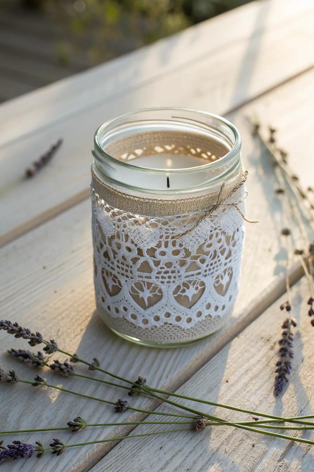 Reimagine your candle containers into vintage-inspired ornamentation through a refined weave overlay, infusing a hint of grace and sentiment.