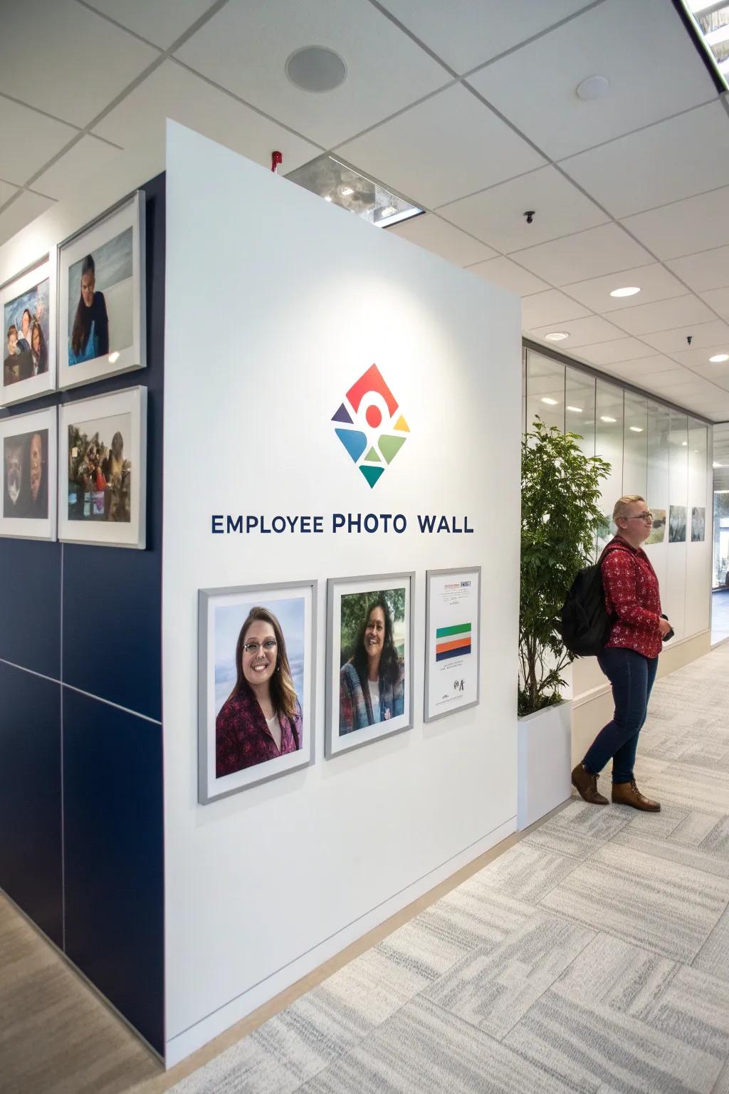 A photo display that flawlessly consolidates corporate aesthetic elements.