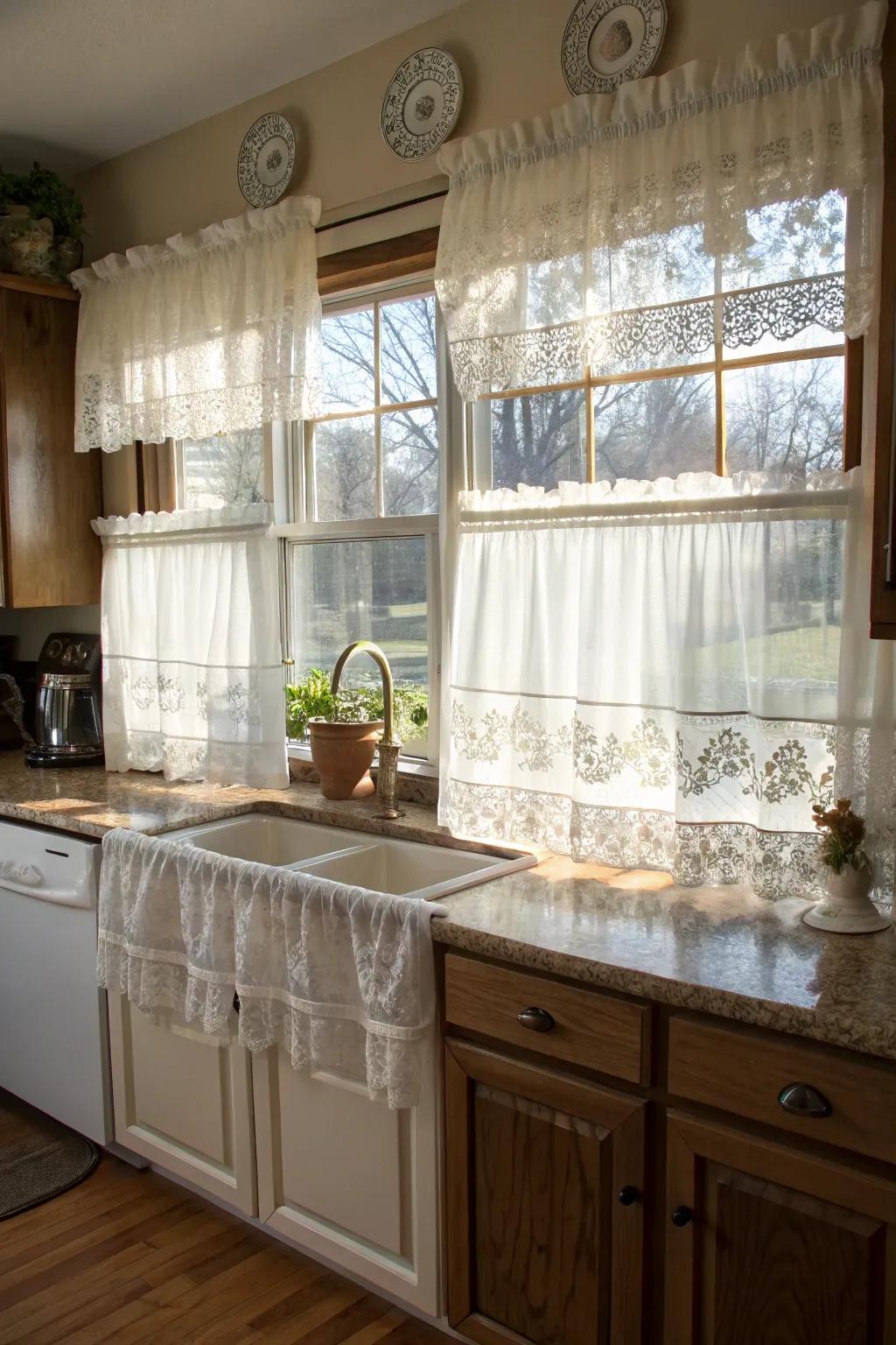 Layer for a charming and functional kitchen window.