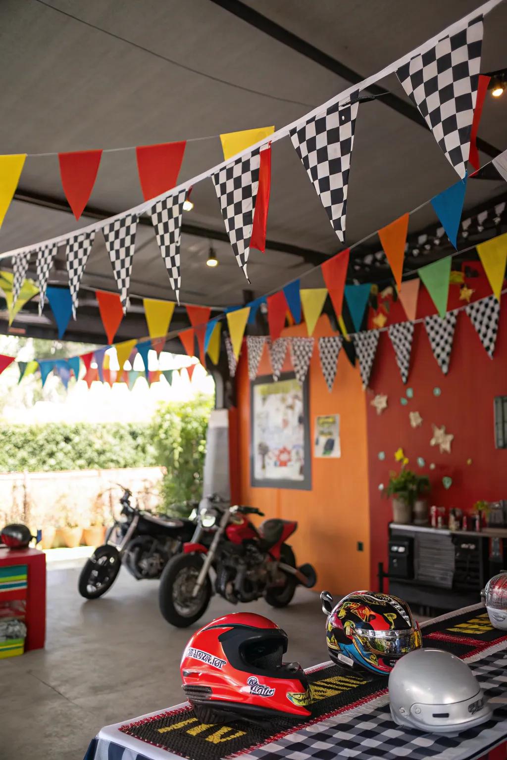 Motorbike-themed celebration decor for a lively mood.