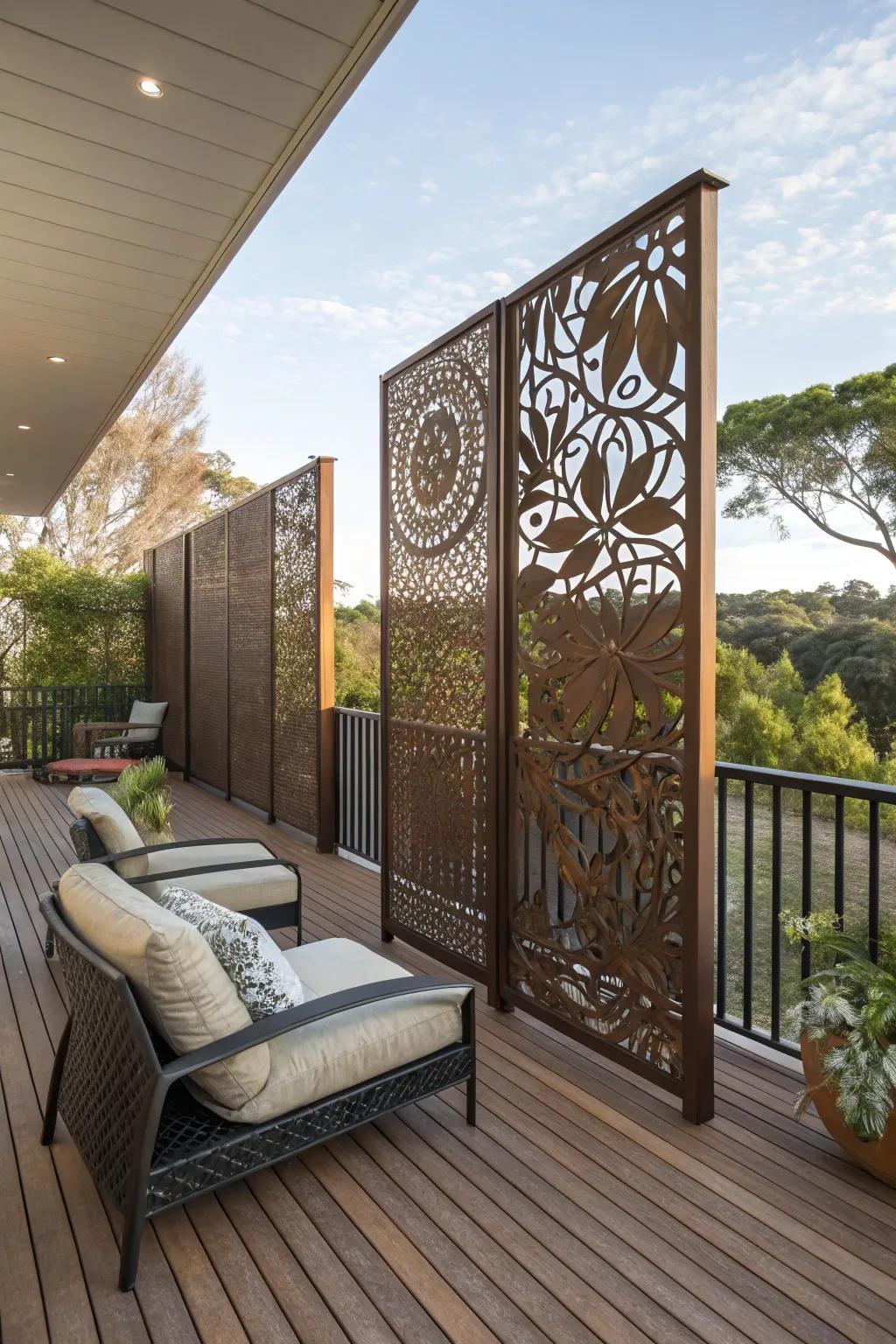 Artistic laser-etched dividers provide a fashionable seclusion solution.