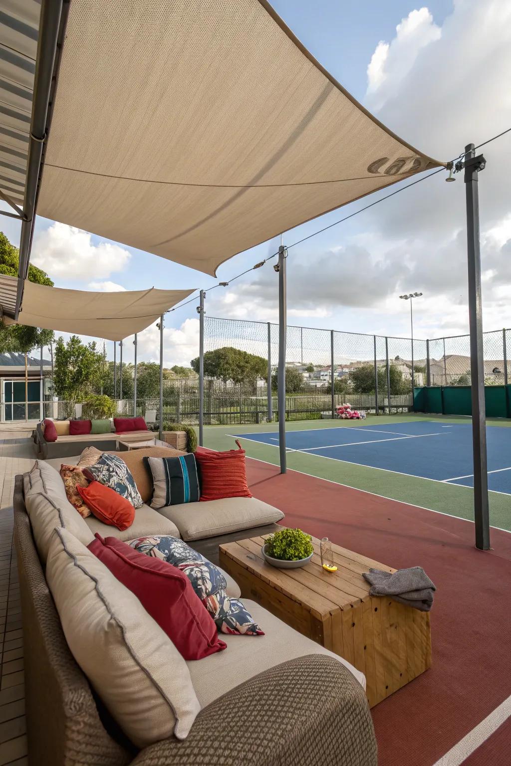 A court-side lounge area enhances your sports activities with comfort and flair.