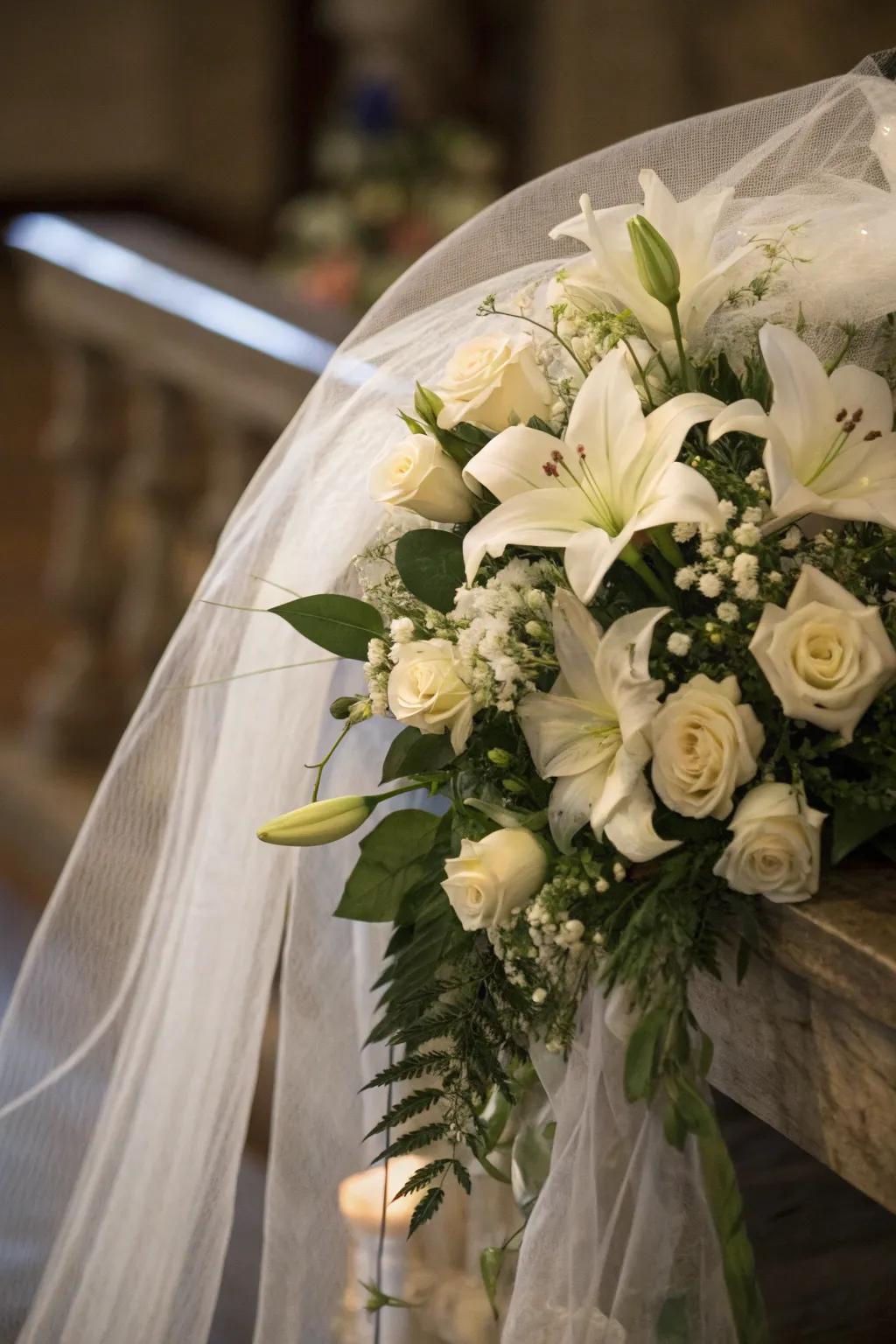 Ivory flowers forge an exquisite, apparition-like ambiance ideal for Halloween.