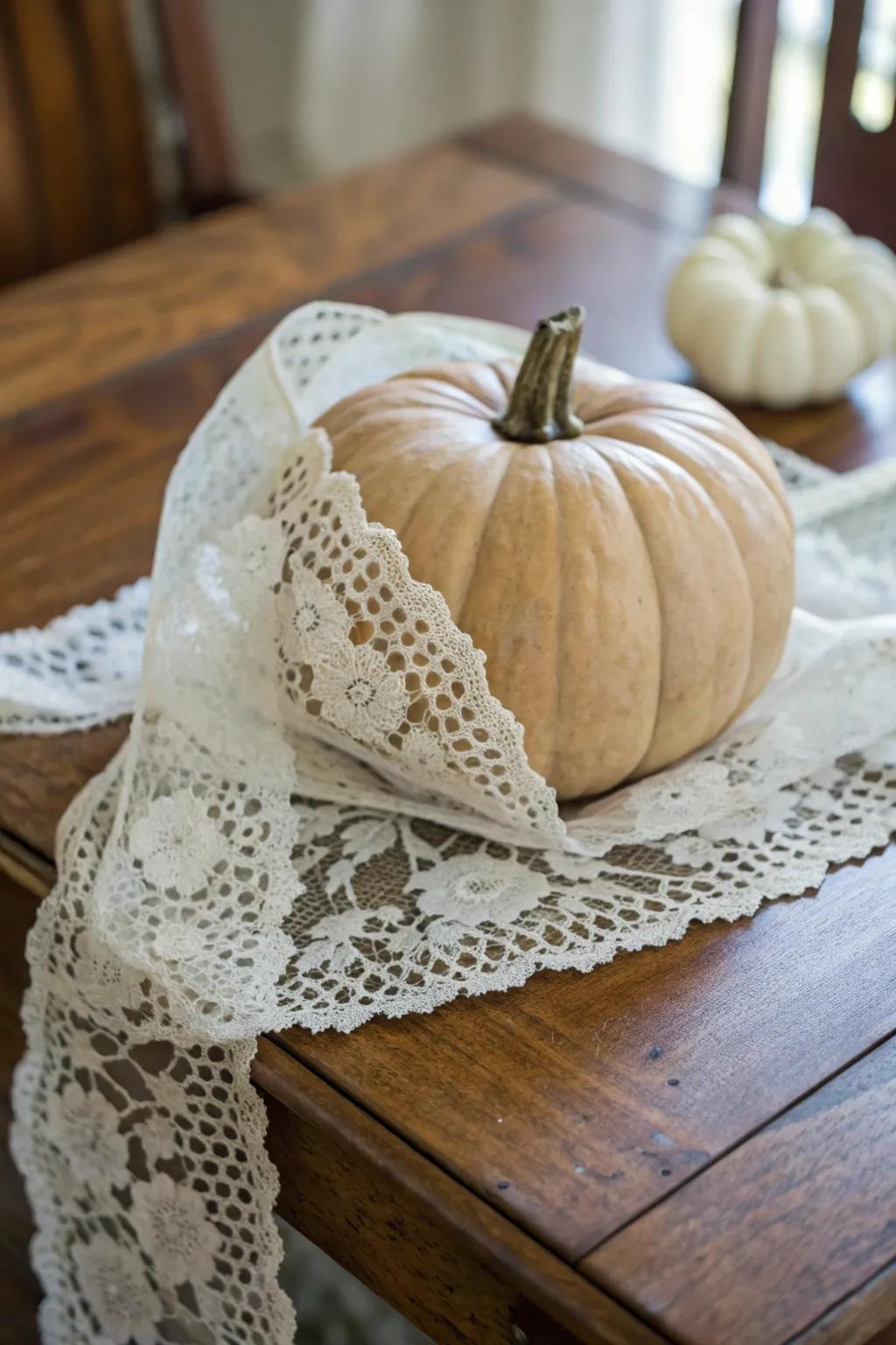 Fiber-wrapped pumpkins emanate sophistication and charm.