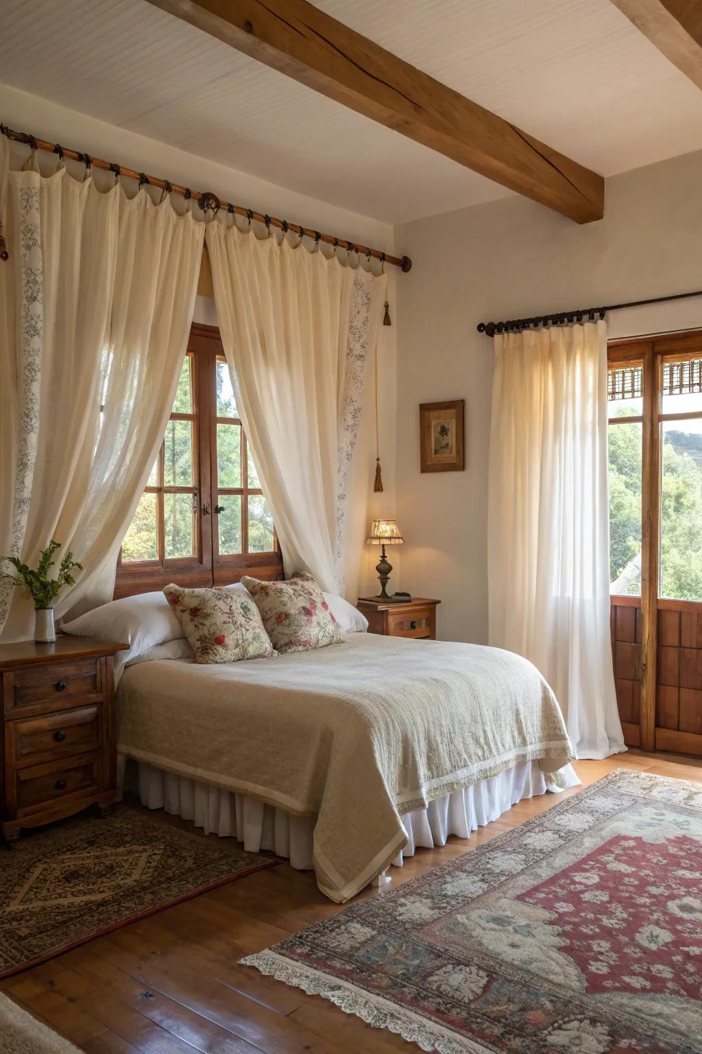 Damage-free fixtures provide a traditional look without damaging the wall.