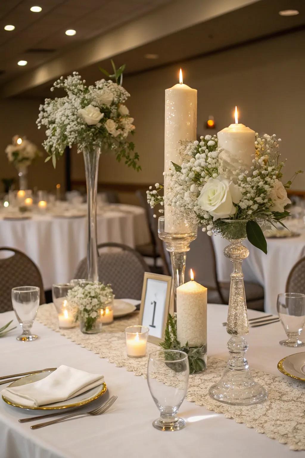 Dynamic centerpieces showcasing diversified heights, crafting visual allure.