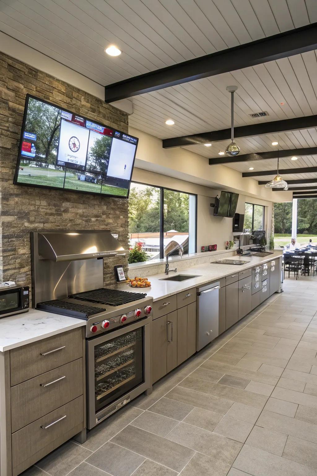 A cooking area conceived for perfect panel display viewing from various angles.