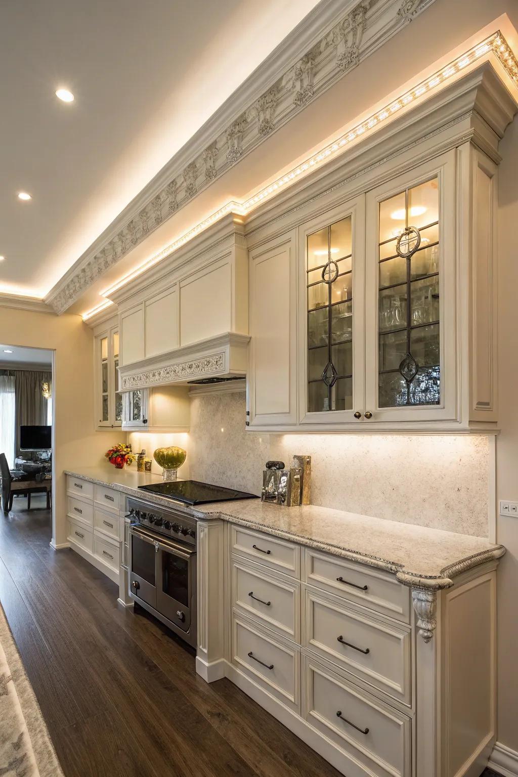 Delicate line molding delivers a subtle impression of elegance.