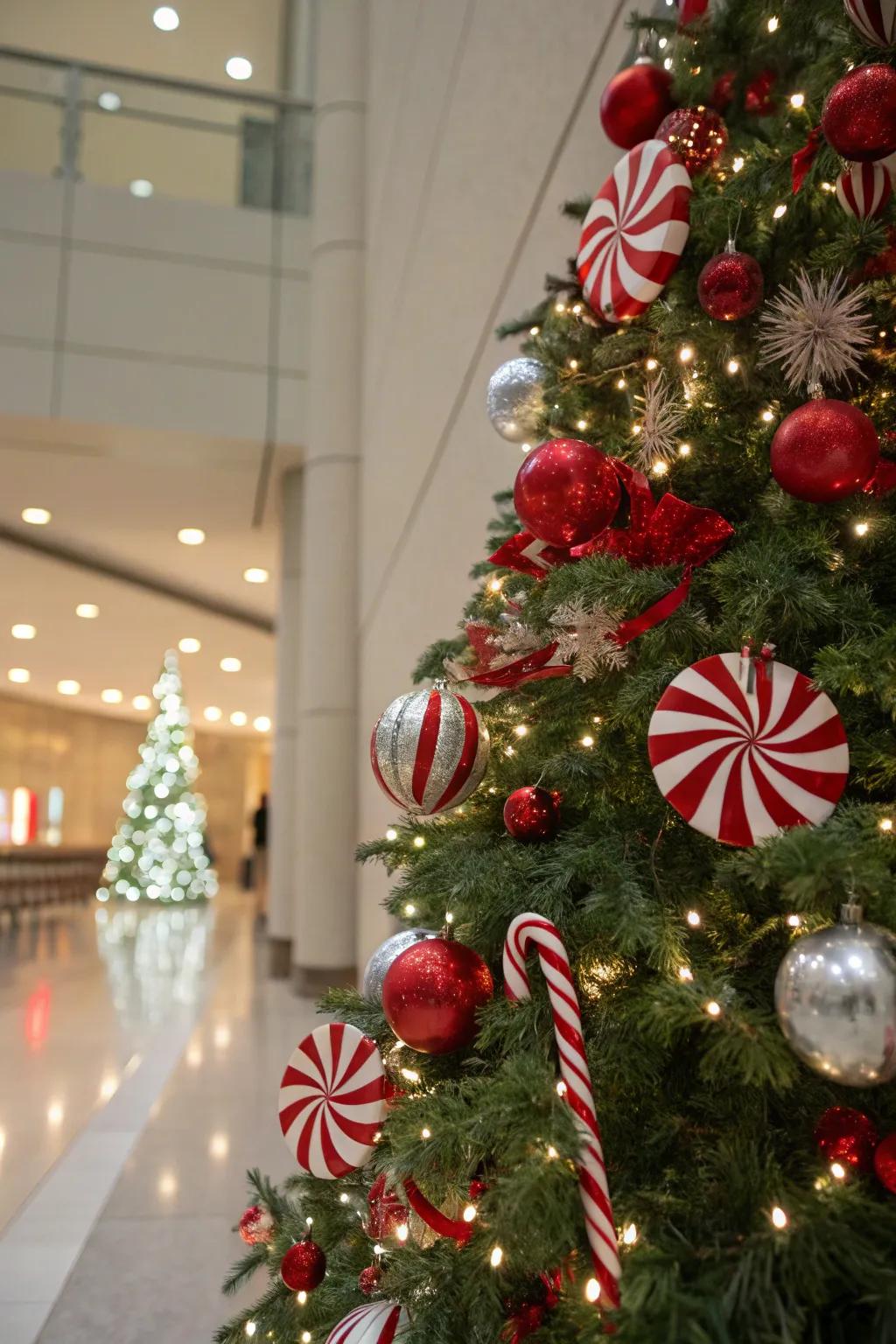 Peppermint patterns impart a frolicsome charm to your tree.