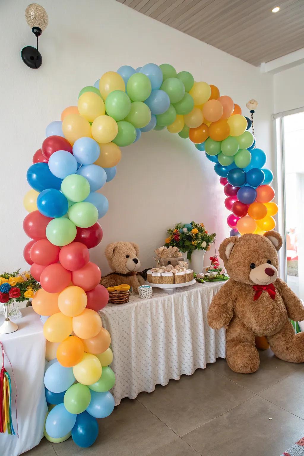 A joyous table festoon featuring balloons and cuddly bears.