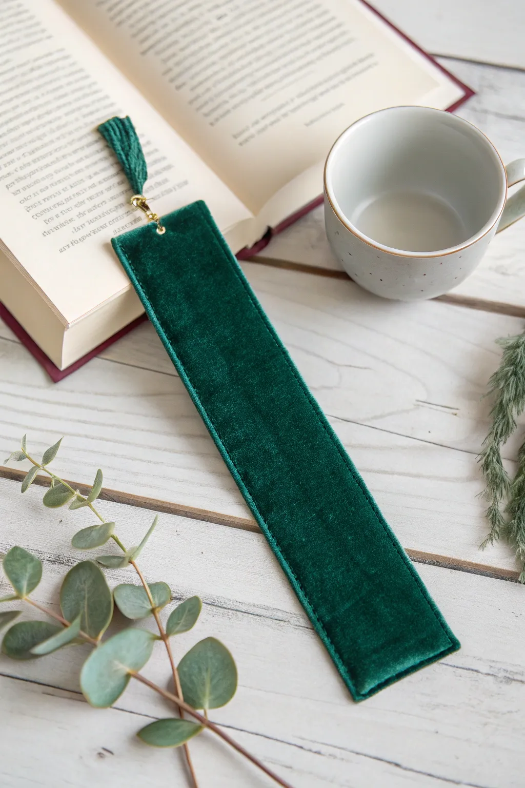 Artistic and Charming Bookmark Inspirations